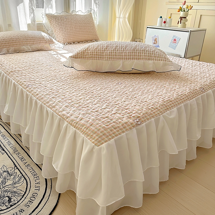 91家纺网 家纺一手货源 找家纺 易辰美 2025新款亲肤舒适印花夹棉公主风床裙 甜心-粉