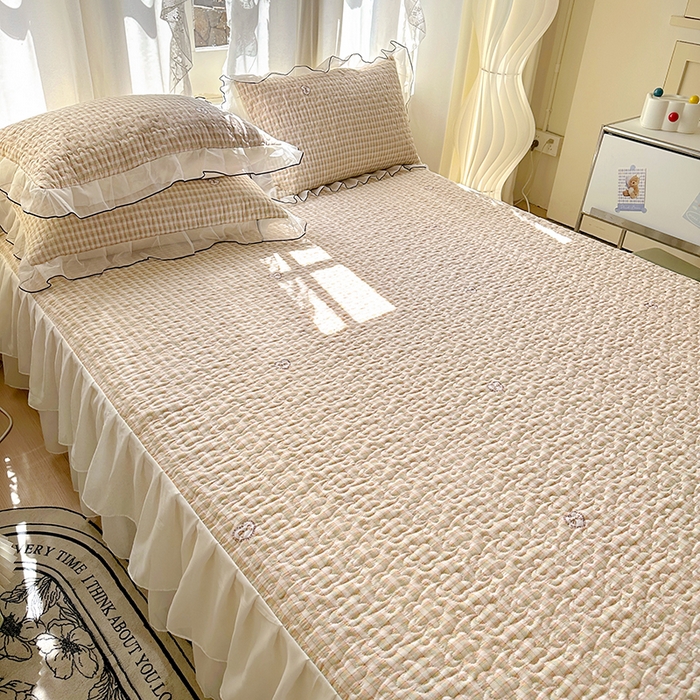 91家纺网 家纺一手货源 找家纺 易辰美 2025新款亲肤舒适印花夹棉公主风床裙 甜心-粉