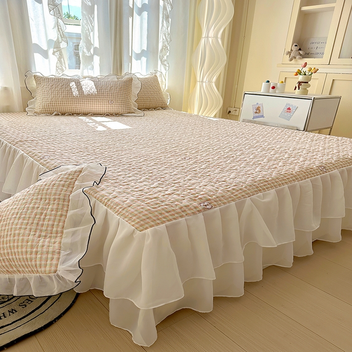 91家纺网 家纺一手货源 找家纺 易辰美 2025新款亲肤舒适印花夹棉公主风床裙 甜心-粉