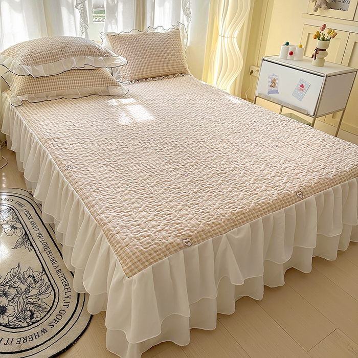 91家纺网 家纺一手货源 找家纺 易辰美 2025新款亲肤舒适印花夹棉公主风床裙 甜心-粉