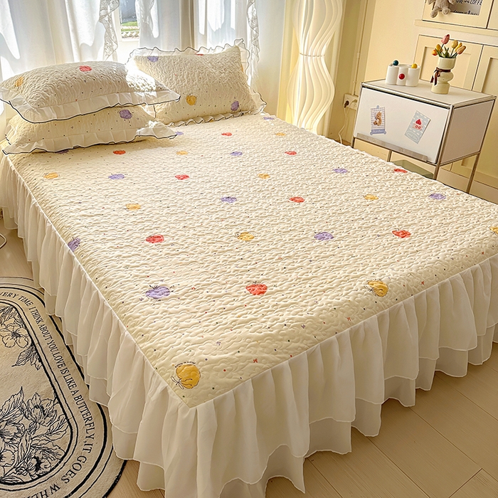 91家纺网 家纺一手货源 找家纺 易辰美 2025新款亲肤舒适印花夹棉公主风床裙 一只甜