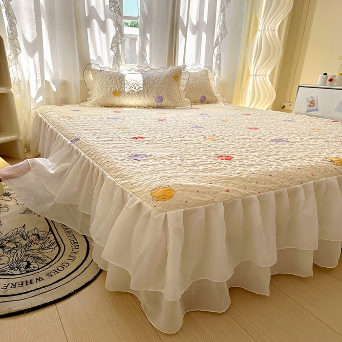 91家纺网 家纺一手货源 找家纺 易辰美 2025新款亲肤舒适印花夹棉公主风床裙 一只甜