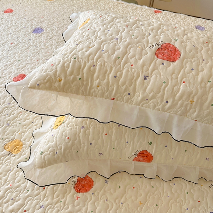 91家纺网 家纺一手货源 找家纺 易辰美 2025新款亲肤舒适印花夹棉公主风床裙 一只甜