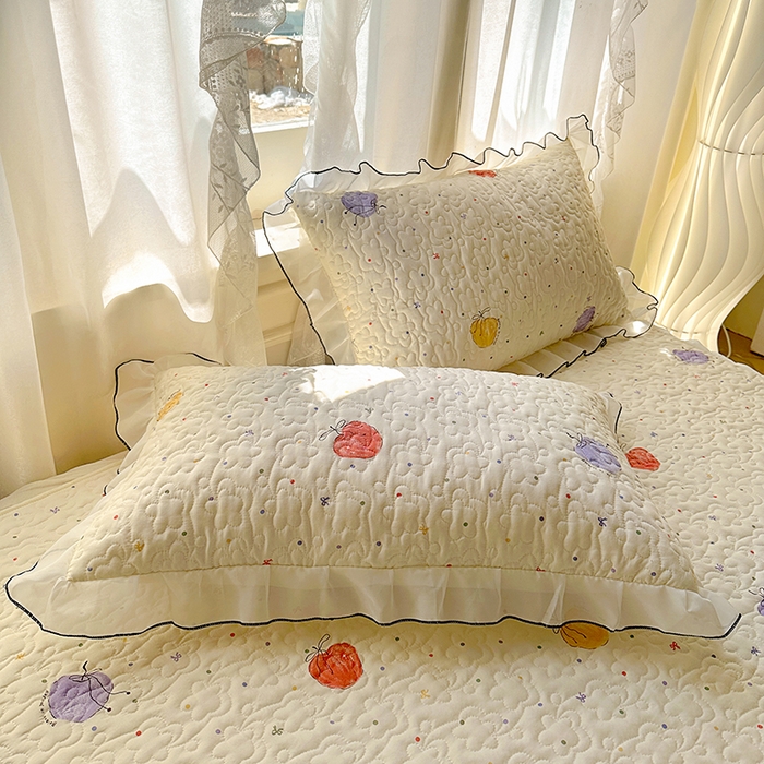 91家纺网 家纺一手货源 找家纺 易辰美 2025新款亲肤舒适印花夹棉公主风床裙 一只甜