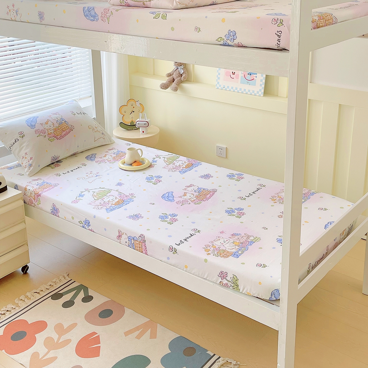 91家纺网 家纺一手货源 找家纺 金鑫汇家纺 2025新款全棉学生宿舍单品床笠系列 花丛兔