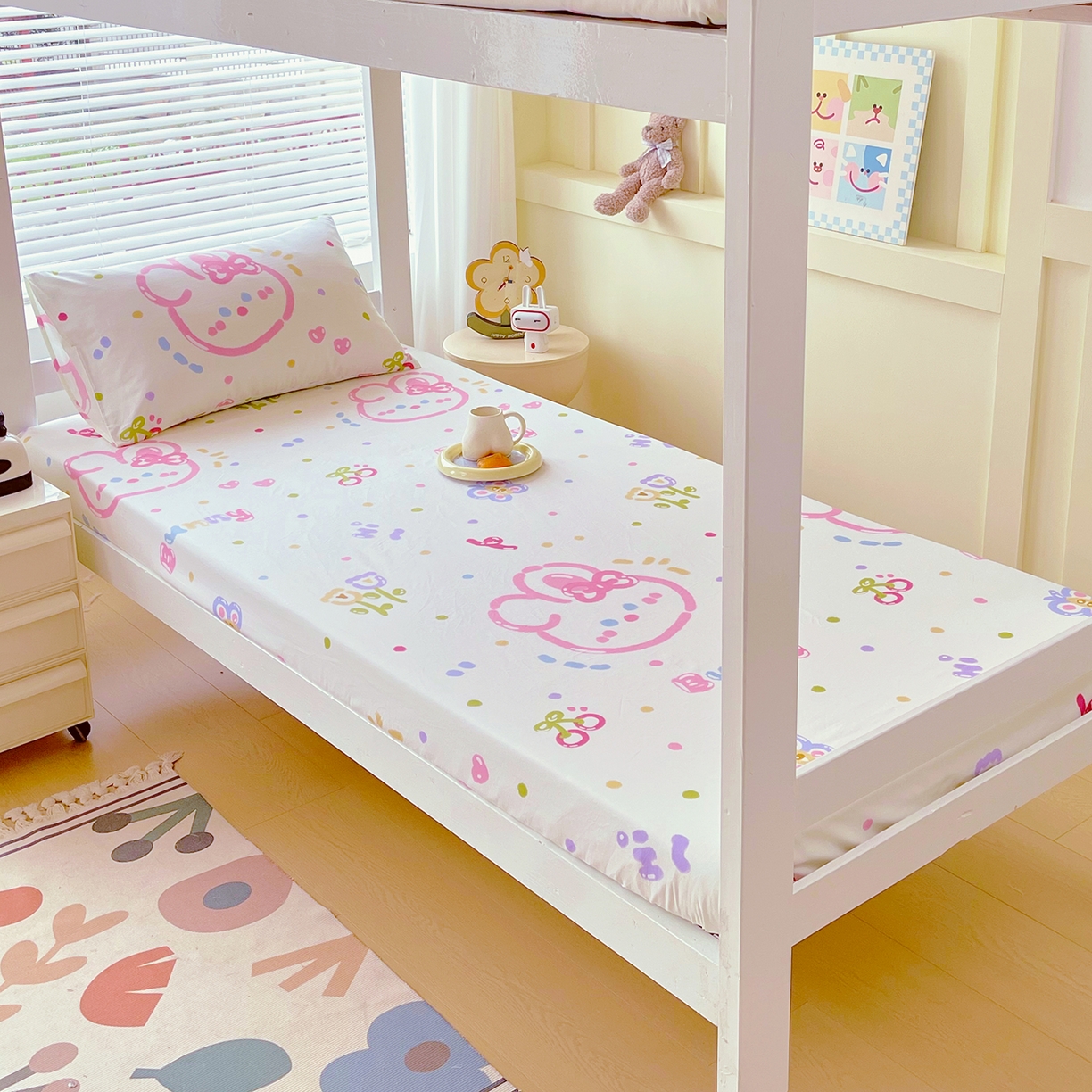 91家纺网 家纺一手货源 找家纺 金鑫汇家纺 2025新款全棉学生宿舍单品床笠系列 花丛兔