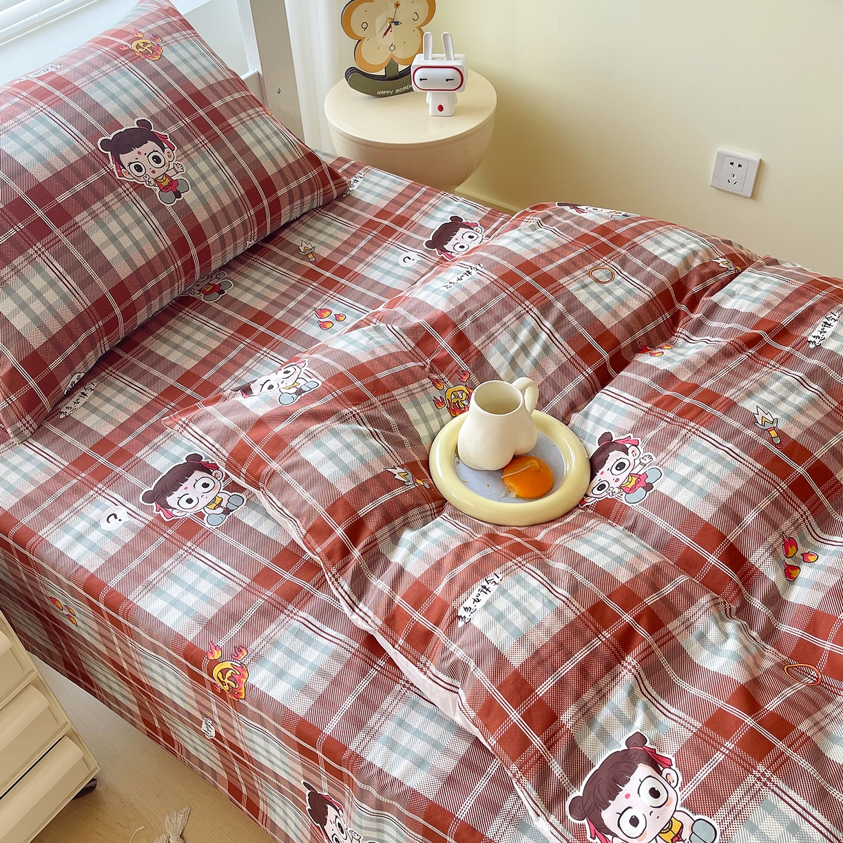 91家纺网 家纺一手货源 找家纺 金鑫汇家纺 2025新款全棉学生宿舍三件套四件套系列 传奇哪吒-棕