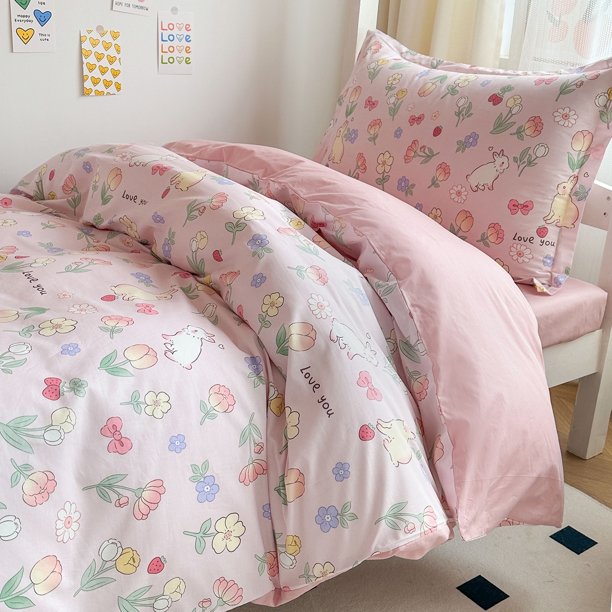 91家纺网 家纺一手货源 找家纺 金鑫汇家纺 2025新款全棉学生宿舍三件套四件套系列 花丛兔