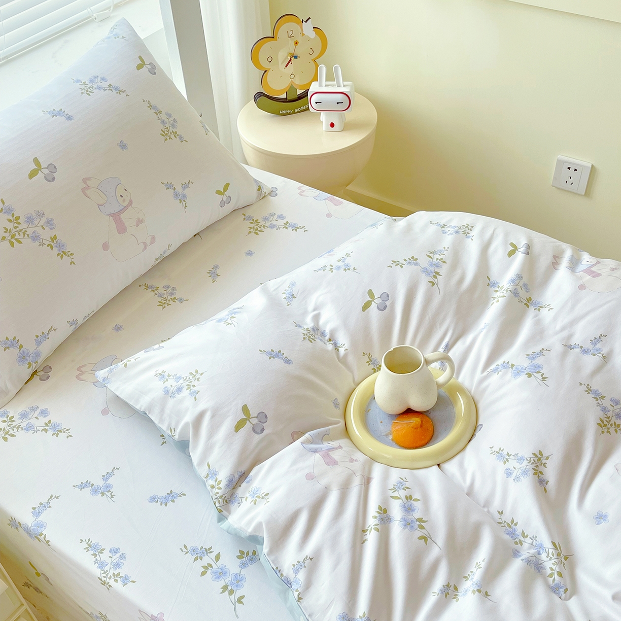 91家纺网 家纺一手货源 找家纺 金鑫汇家纺 2025新款全棉学生宿舍三件套四件套系列 简格-卡其