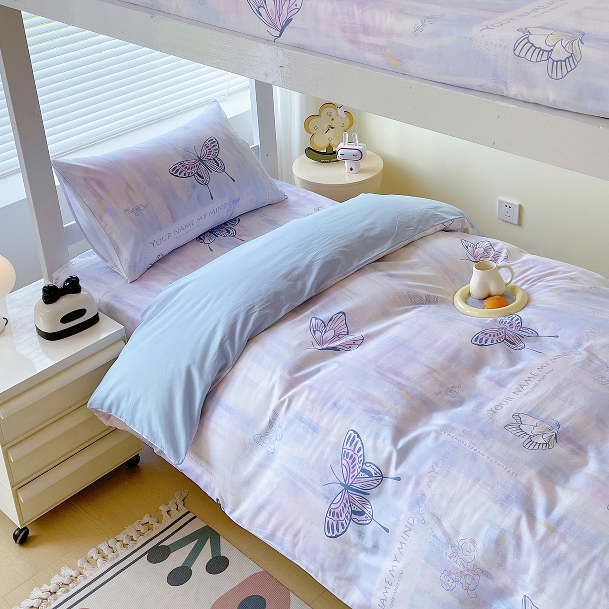 91家纺网 家纺一手货源 找家纺 金鑫汇家纺 2025新款全棉学生宿舍三件套四件套系列 喵喵日记