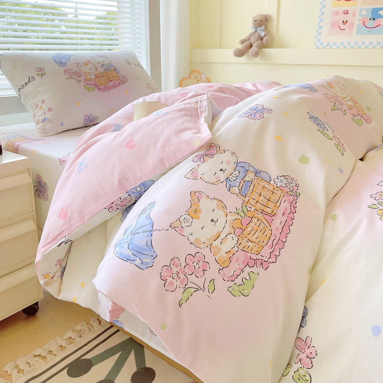 91家纺网 家纺一手货源 找家纺 金鑫汇家纺 2025新款全棉学生宿舍三件套四件套系列 奶油粉