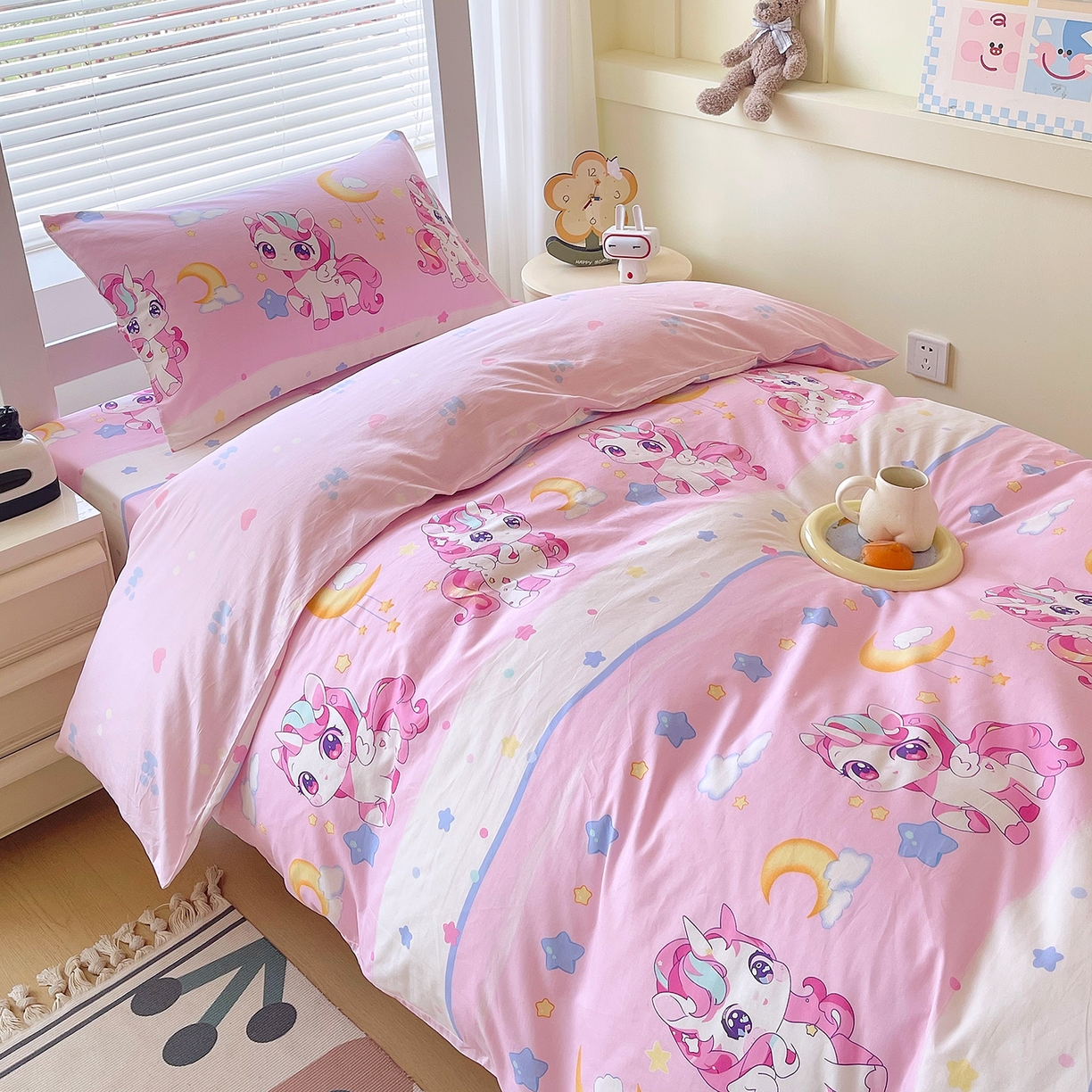 91家纺网 家纺一手货源 找家纺 金鑫汇家纺 2025新款全棉学生宿舍三件套四件套系列 小马莉尔