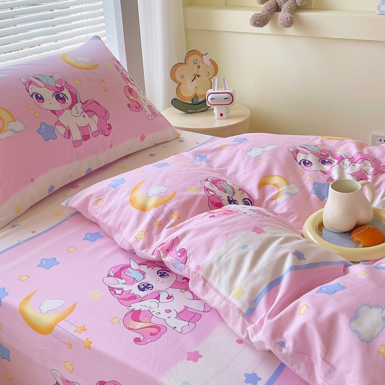 91家纺网 家纺一手货源 找家纺 金鑫汇家纺 2025新款全棉学生宿舍三件套四件套系列 小马莉尔