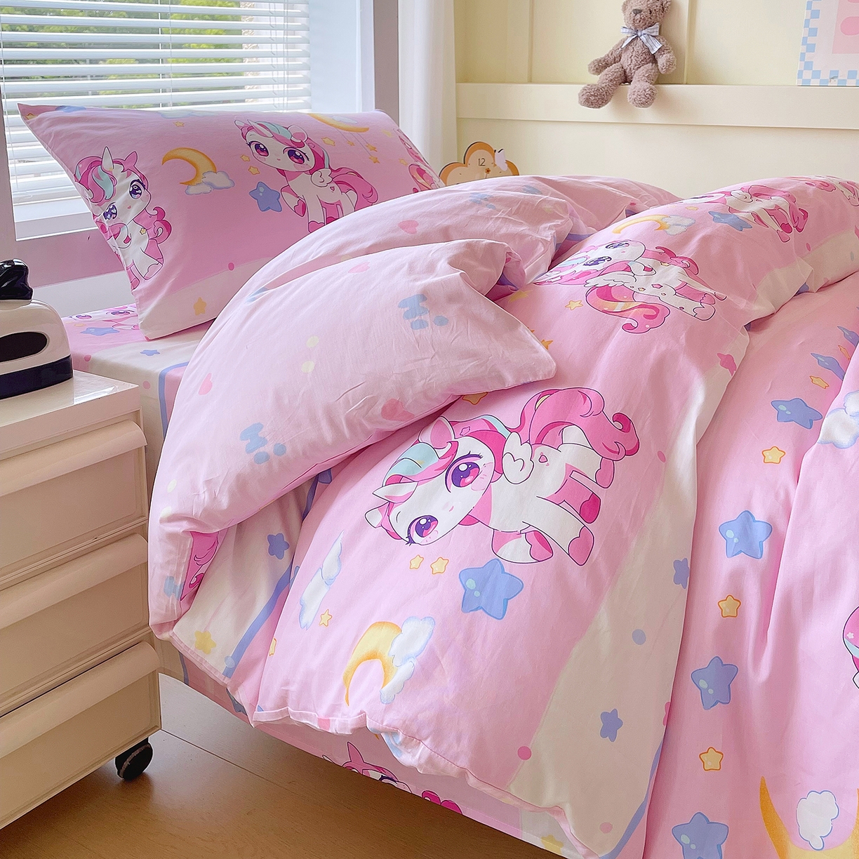 91家纺网 家纺一手货源 找家纺 金鑫汇家纺 2025新款全棉学生宿舍三件套四件套系列 小马莉尔