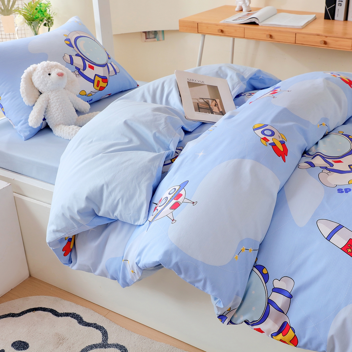 91家纺网 家纺一手货源 找家纺 金鑫汇家纺 2025新款全棉学生宿舍三件套四件套系列 熊熊精灵