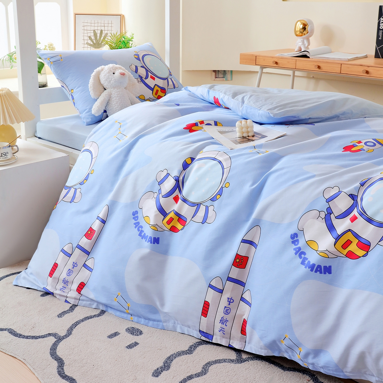 91家纺网 家纺一手货源 找家纺 金鑫汇家纺 2025新款全棉学生宿舍三件套四件套系列 熊熊精灵