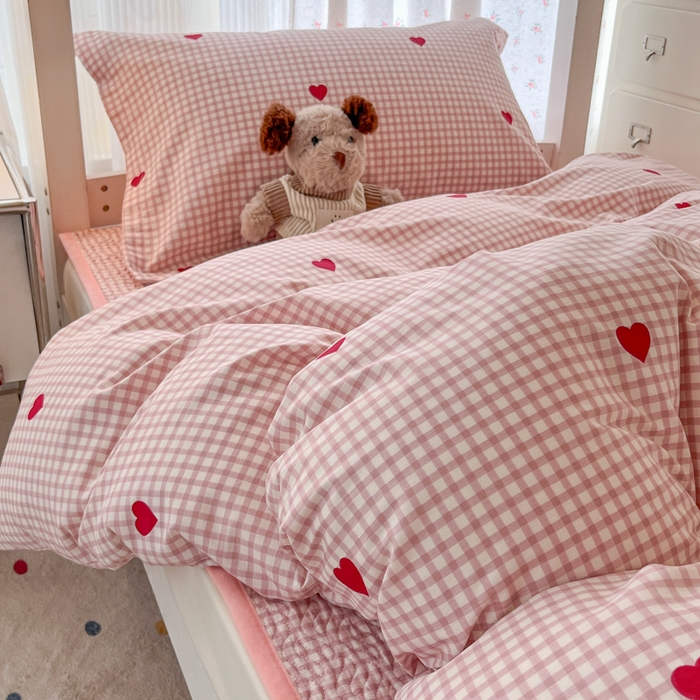 91家纺网 家纺一手货源 找家纺 暖居2025新款学生季三件套棉加绒床盖双面被套学生宿舍专用 红星点点