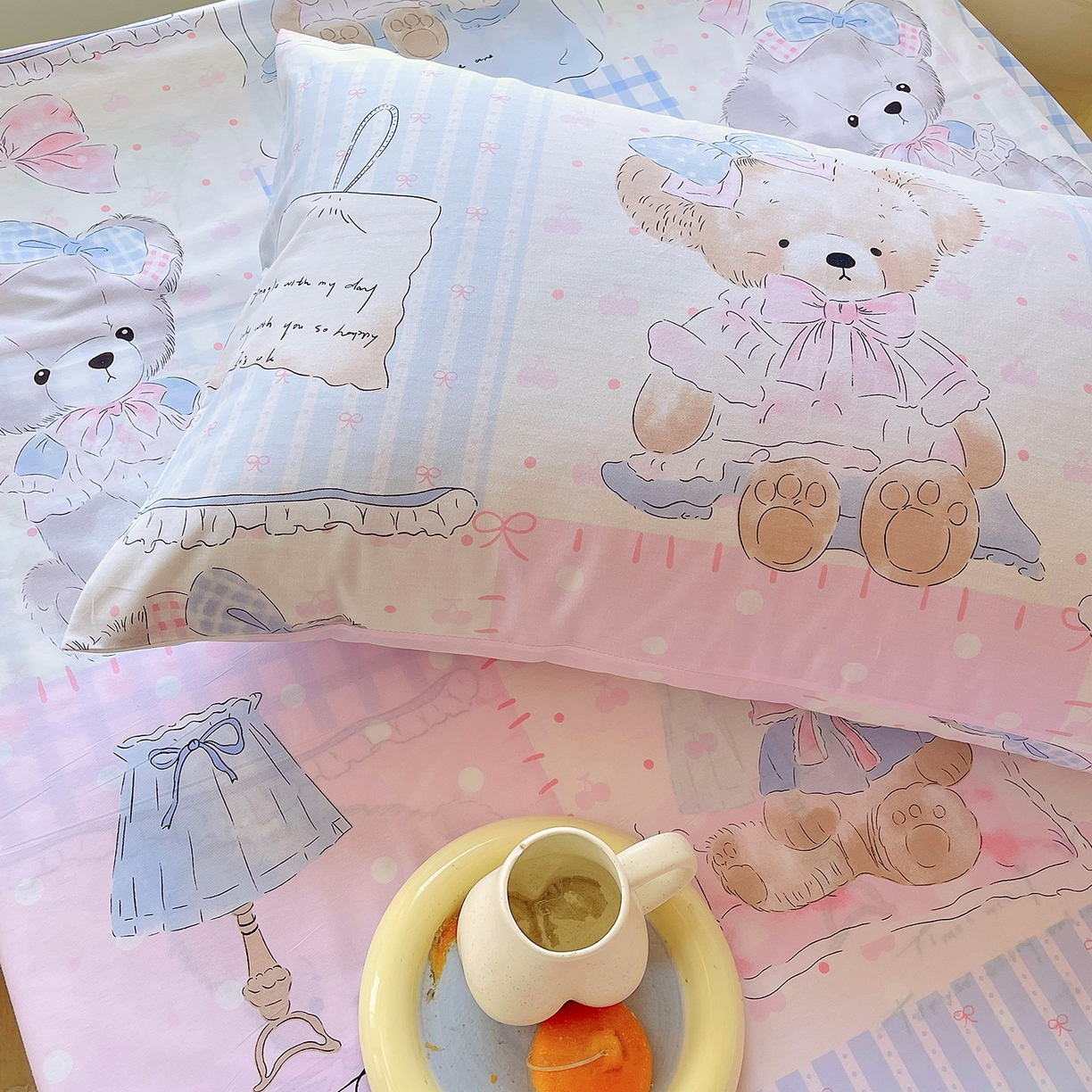 91家纺网 家纺一手货源 找家纺 金鑫汇家纺 2025新款全棉学生宿舍三件套四件套系列 熊熊精灵