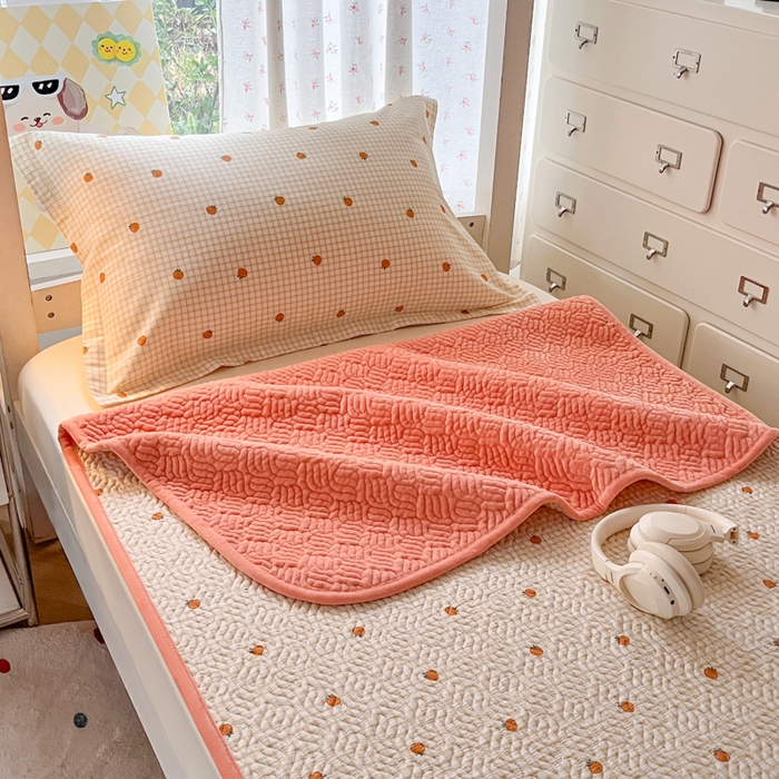 91家纺网 家纺一手货源 找家纺 暖居2025新款学生季三件套棉加绒床盖双面被套学生宿舍专用 橘子汽水