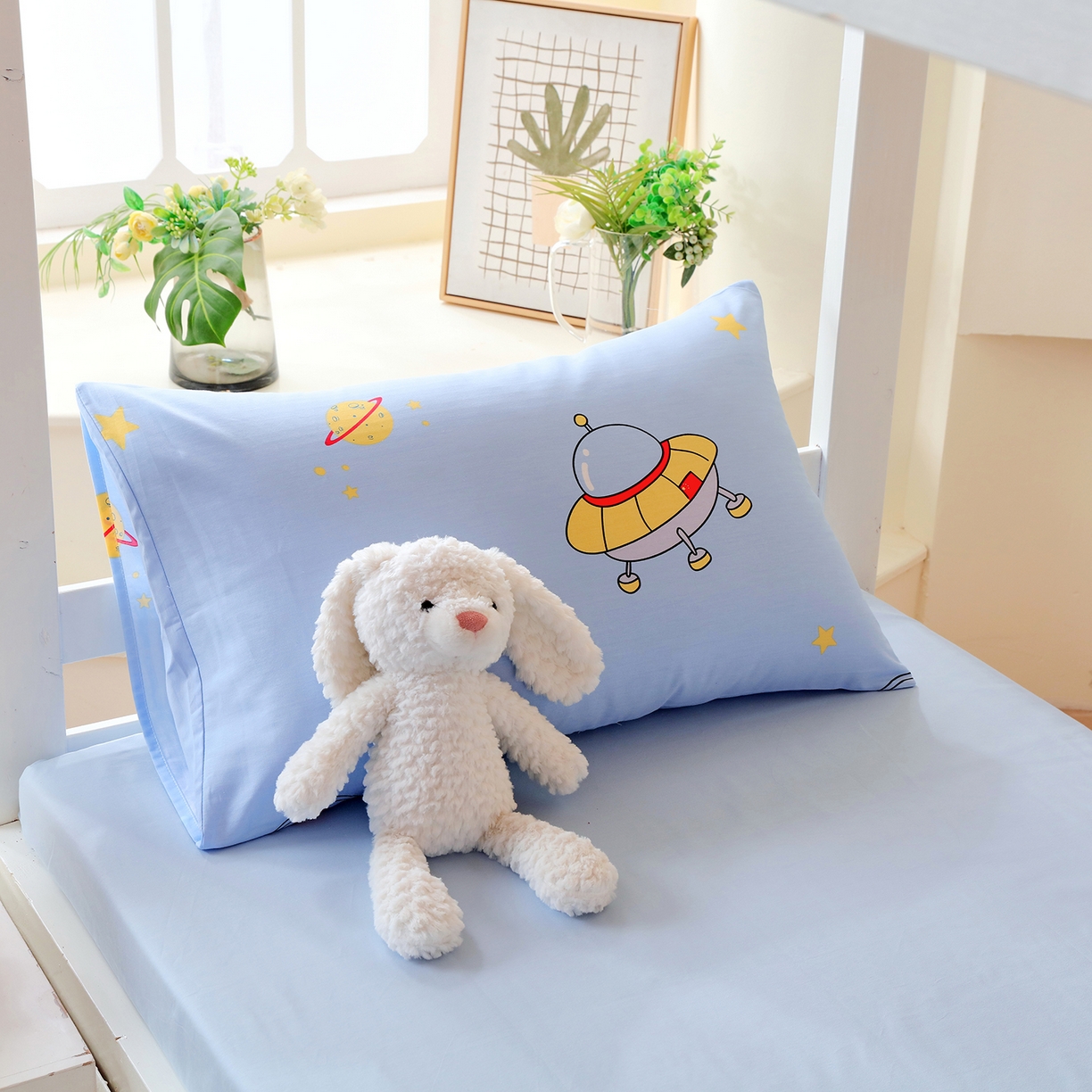 91家纺网 家纺一手货源 找家纺 金鑫汇家纺 2025新款全棉学生宿舍三件套四件套系列 宇宙奥秘