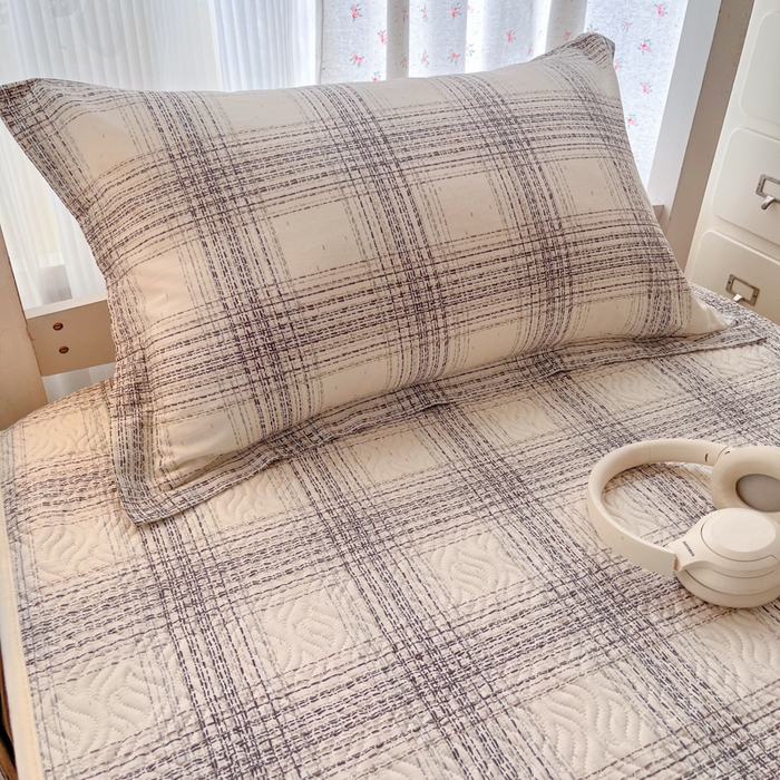 91家纺网 家纺一手货源 找家纺 暖居2025新款学生季三件套棉加绒床盖双面被套学生宿舍专用 香奈