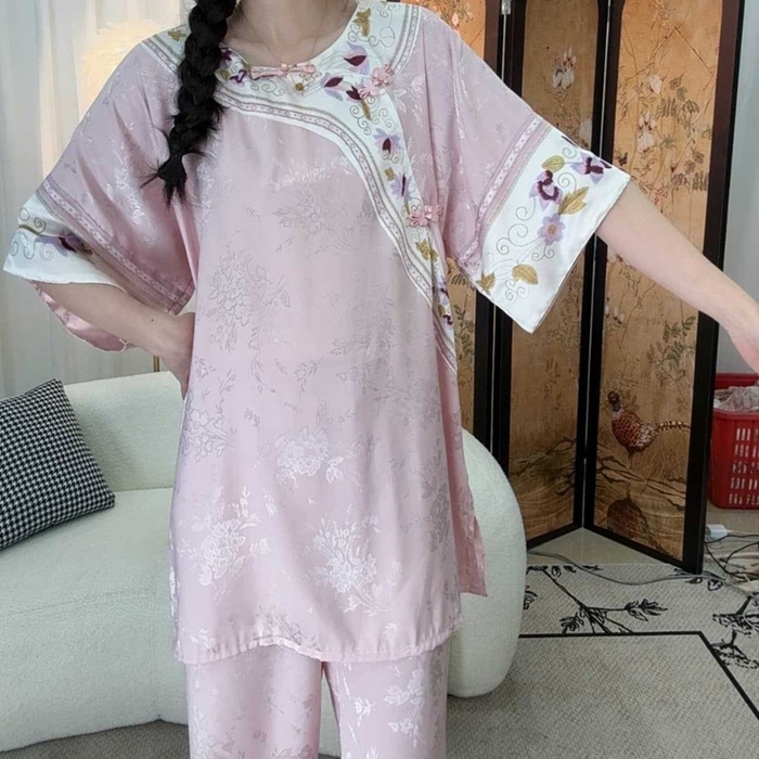 91家纺网 家纺一手货源 找家纺 洛兰沙家居馆【只代发】【只代发】2025新款夏跨境透气家居服女可外贸批发睡衣新款女士甜美宽松薄款睡裙 粉拼白