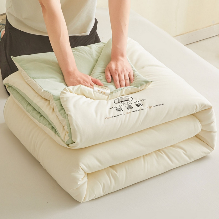 91家纺网 家纺一手货源 找家纺 爱屋及屋 2025新款撞色棉花被系列被子被芯 果绿拼白