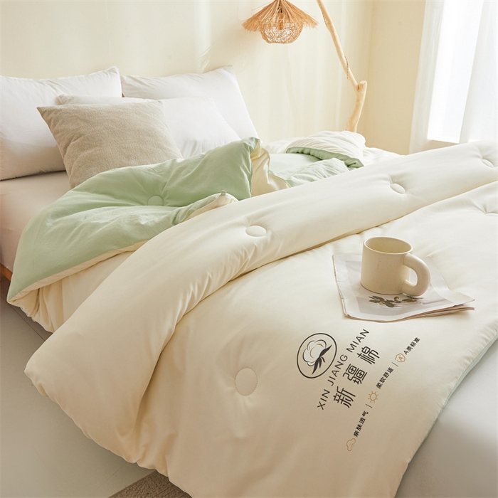 91家纺网 家纺一手货源 找家纺 爱屋及屋 2025新款撞色棉花被系列被子被芯 果绿拼白