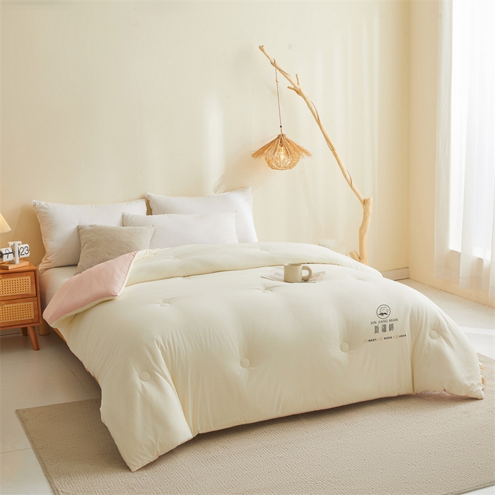 91家纺网 家纺一手货源 找家纺 爱屋及屋 2025新款撞色棉花被系列被子被芯 粉拼白