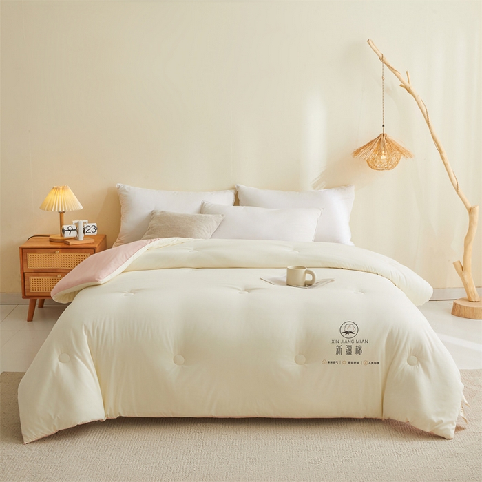 91家纺网 家纺一手货源 找家纺 爱屋及屋 2025新款撞色棉花被系列被子被芯 粉拼白