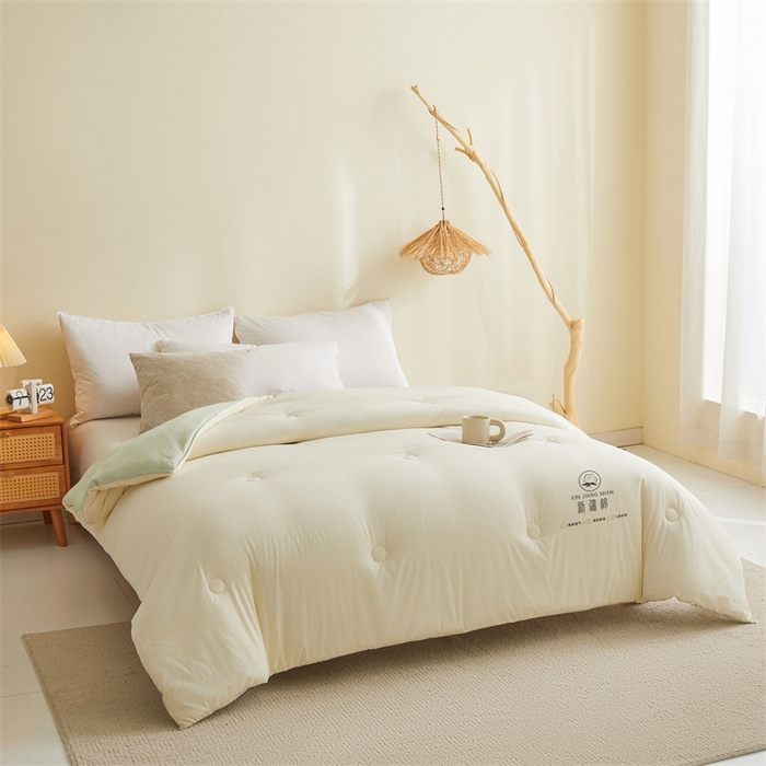 91家纺网 家纺一手货源 找家纺 爱屋及屋 2025新款撞色棉花被系列被子被芯 果绿拼白