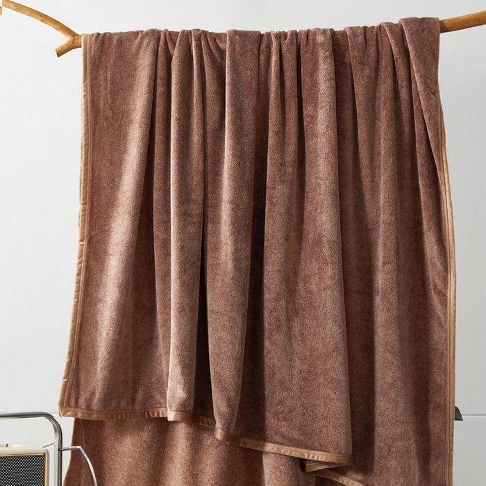 91家纺网 家纺一手货源 找家纺 馨米莱家纺 2025新款阳离子提花毯 咖色