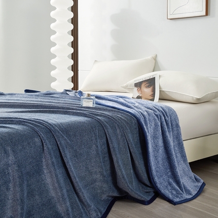 馨米莱家纺 2025新款阳离子提花毯 丈青色