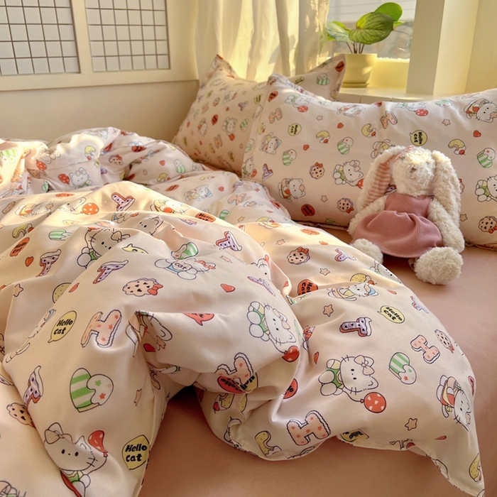 91家纺网 家纺一手货源 找家纺 宏源家纺 2025新款芦荟棉印花亲肤四件套 萌萌猫粉