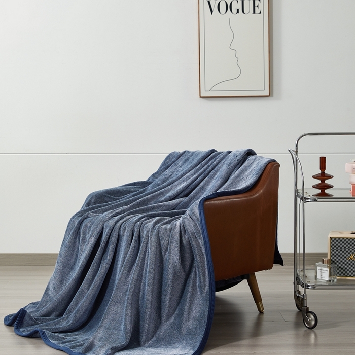 91家纺网 家纺一手货源 找家纺 馨米莱家纺 2025新款阳离子提花毯 丈青色