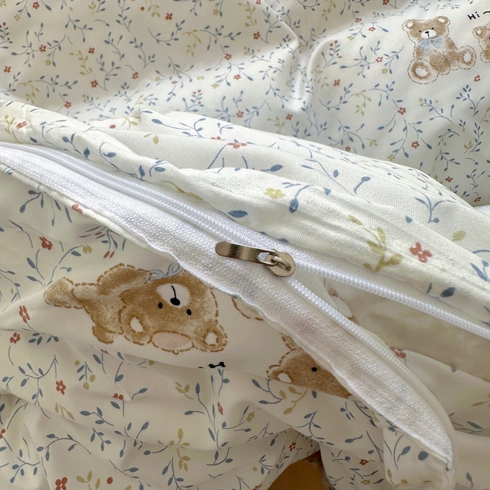 91家纺网 家纺一手货源 找家纺 宏源家纺 2025新款芦荟棉印花亲肤四件套 熊仔仔