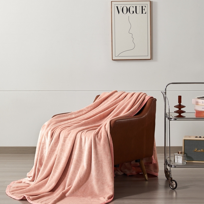 91家纺网 家纺一手货源 找家纺 馨米莱家纺 2025新款阳离子提花毯 玉粉色