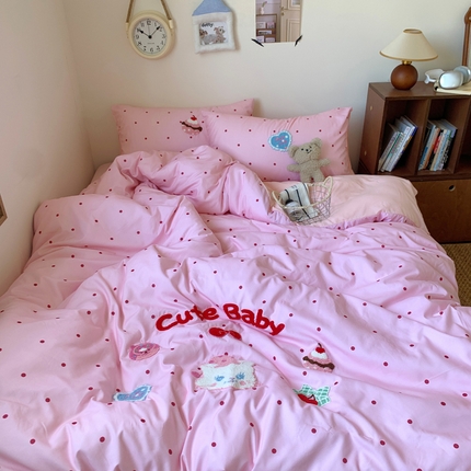 91家纺网 家纺一手货源 找家纺 （总）桃喜 2025新款韩系卡通水洗棉毛巾绣四件套