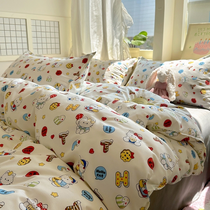 91家纺网 家纺一手货源 找家纺 宏源家纺 2025新款芦荟棉印花亲肤四件套 萌萌猫灰