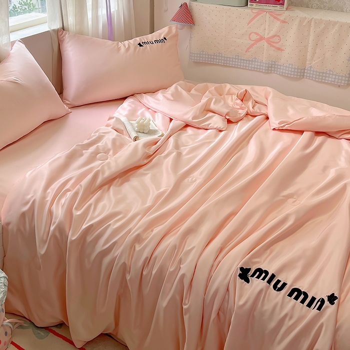 91家纺网 家纺一手货源 找家纺 （总）花伞家居 2025新款刺绣高级感水洗真丝夏被四件套含买家秀