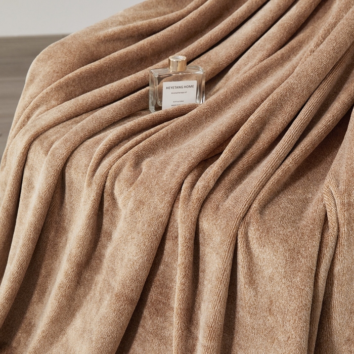 91家纺网 家纺一手货源 找家纺 馨米莱家纺 2025新款阳离子提花毯 驼色