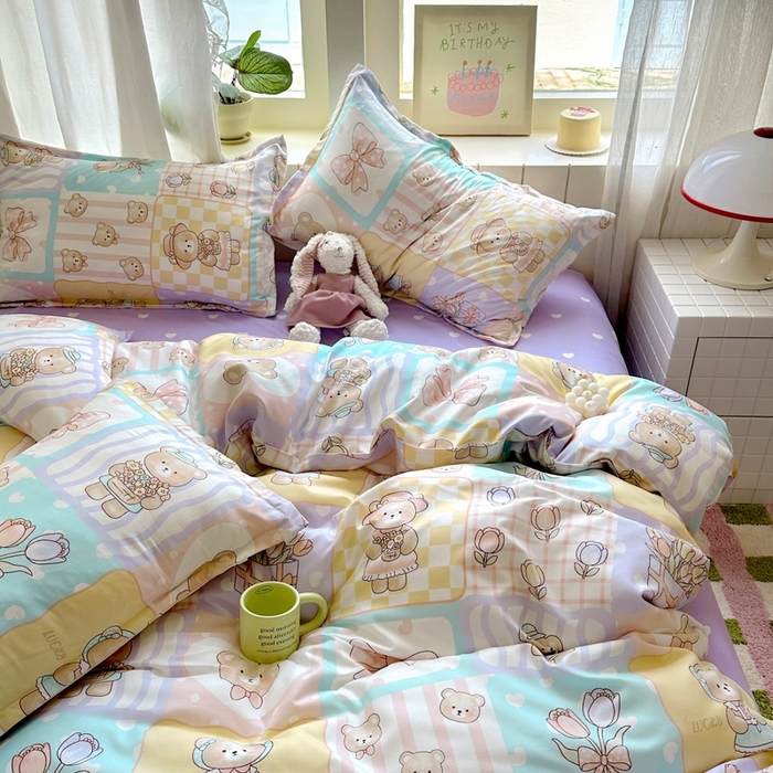 91家纺网 家纺一手货源 找家纺 宏源家纺 2025新款芦荟棉印花亲肤四件套 花园熊