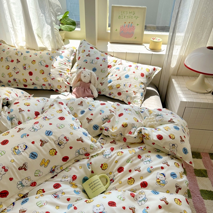 91家纺网 家纺一手货源 找家纺 宏源家纺 2025新款芦荟棉印花亲肤四件套 萌萌猫灰