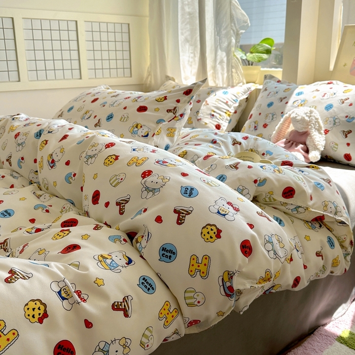 91家纺网 家纺一手货源 找家纺 宏源家纺 2025新款芦荟棉印花亲肤四件套 萌萌猫灰