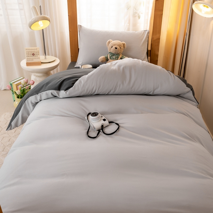 91家纺网 家纺一手货源 找家纺 芷凡家纺 2024新款水洗磨毛纯色双拼学生三件套四件套 灰白+中灰