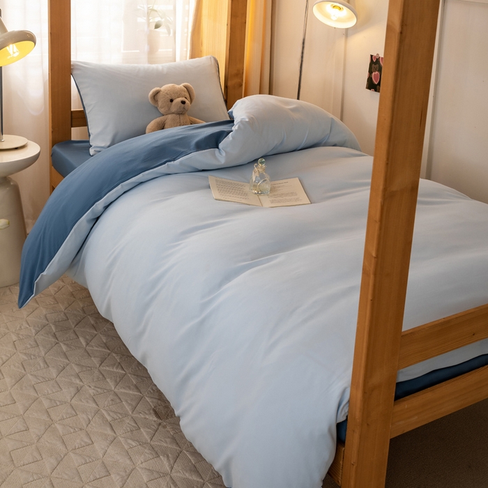 91家纺网 家纺一手货源 找家纺 芷凡家纺 2024新款水洗磨毛纯色双拼学生三件套四件套 天蓝+海蓝