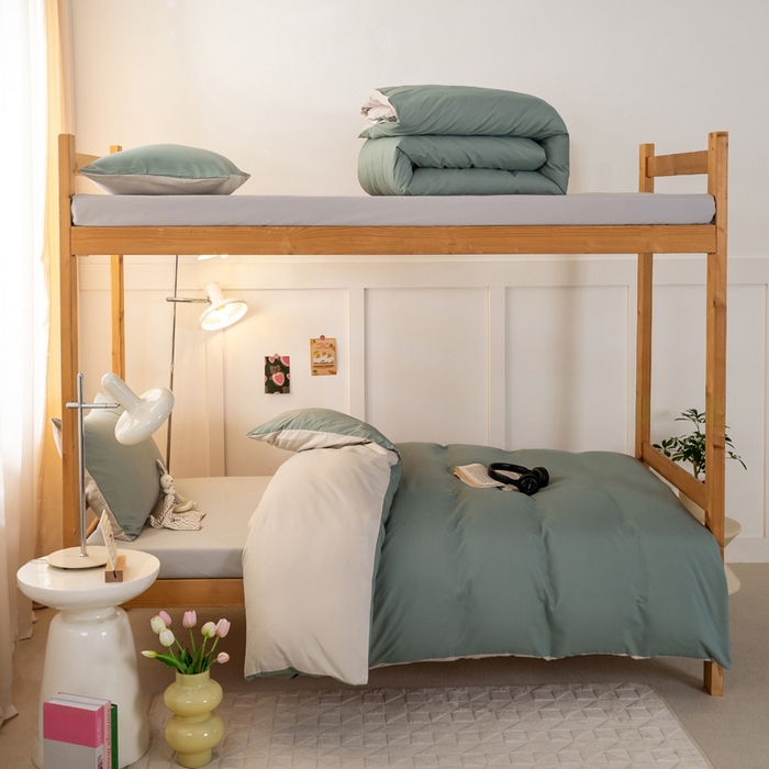 91家纺网 家纺一手货源 找家纺 芷凡家纺 2024新款水洗磨毛纯色双拼学生三件套四件套 抹茶+卡其