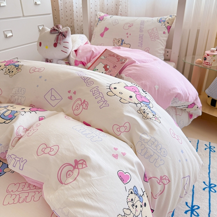 91家纺网 家纺一手货源 找家纺 沐辰 2025新款全棉纯棉三丽鸥学生季系列三四件套 超甜凯蒂猫