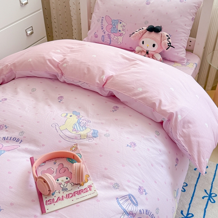 91家纺网 家纺一手货源 找家纺 沐辰 2025新款全棉纯棉三丽鸥学生季系列三四件套 开心美乐蒂