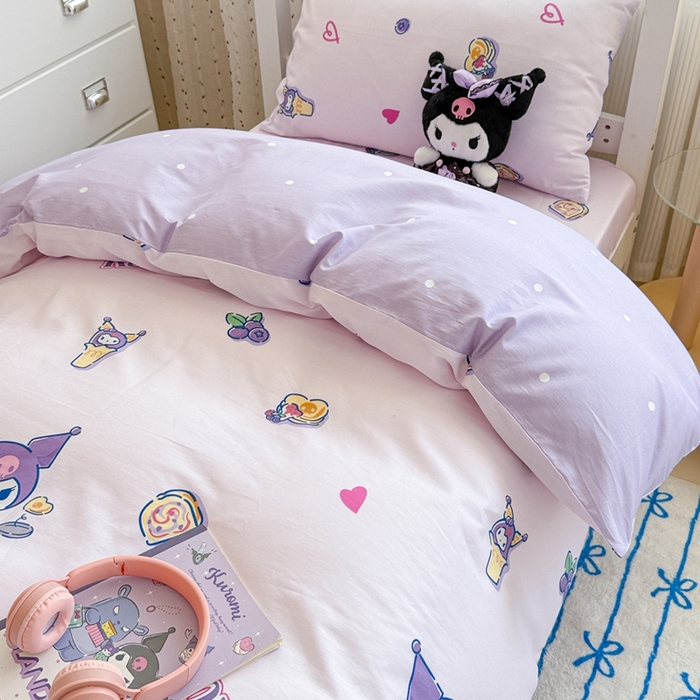 91家纺网 家纺一手货源 找家纺 沐辰 2025新款全棉纯棉三丽鸥学生季系列三四件套 葡萄库洛米